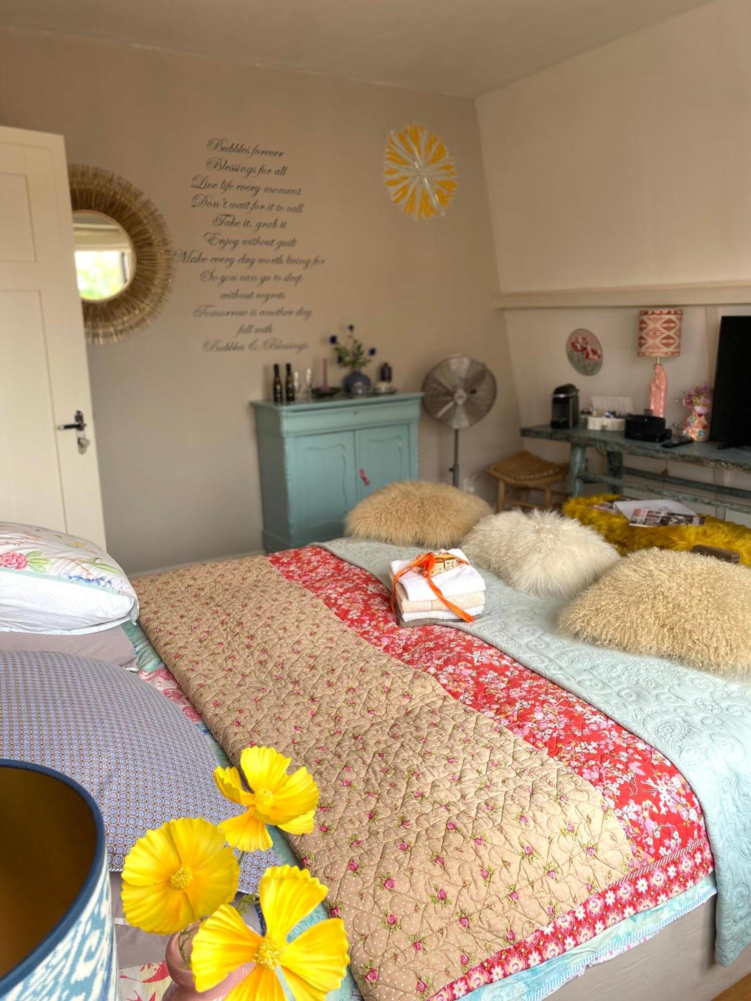 Bubbles & Bed Bed and Breakfast Bilthoven Eksteriør billede